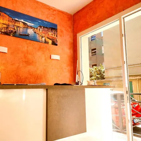 ベッド・アンド・ブレックファスト Venice Tour メストレ